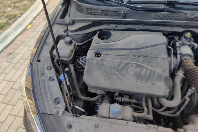 Used CHANGAN Eado 2023 Changan Edition PLUS Blue Whale NE 1.4T GDI DCT Prestige Version Engine Bay Right
