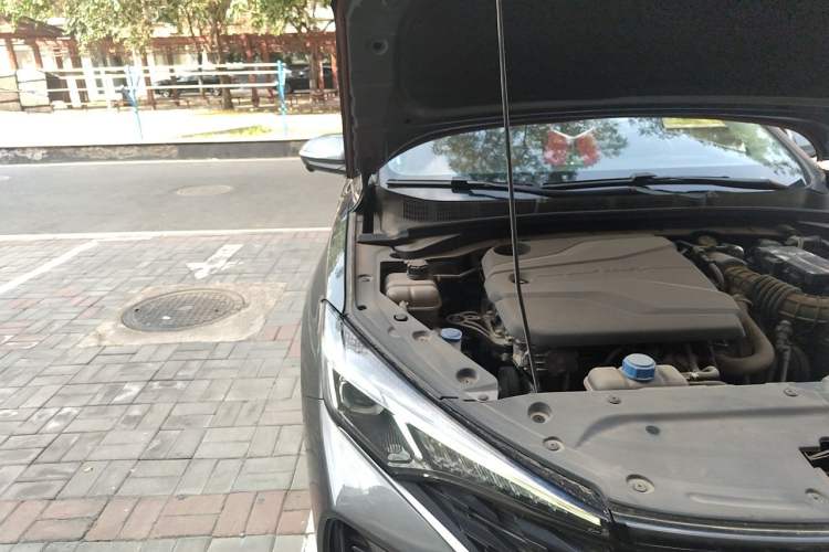 Used CHANGAN Eado 2023 Changan Edition PLUS Blue Whale NE 1.4T GDI DCT Prestige Version Engine Bay Right