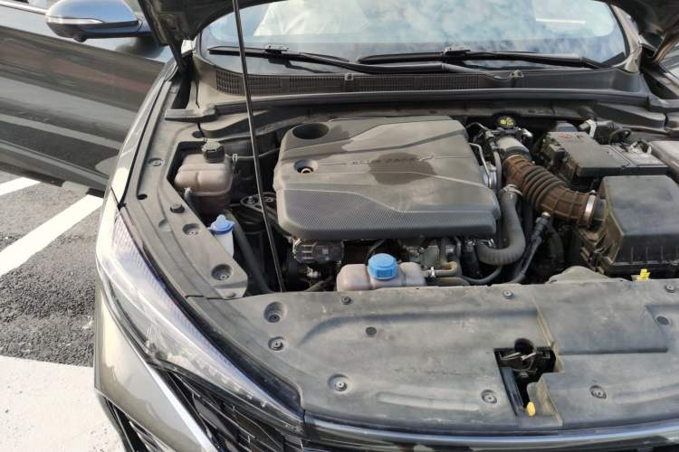 Used CHANGAN Eado 2023 Changan Edition PLUS Blue Whale NE 1.4T GDI DCT Prestige Version Engine Bay Right