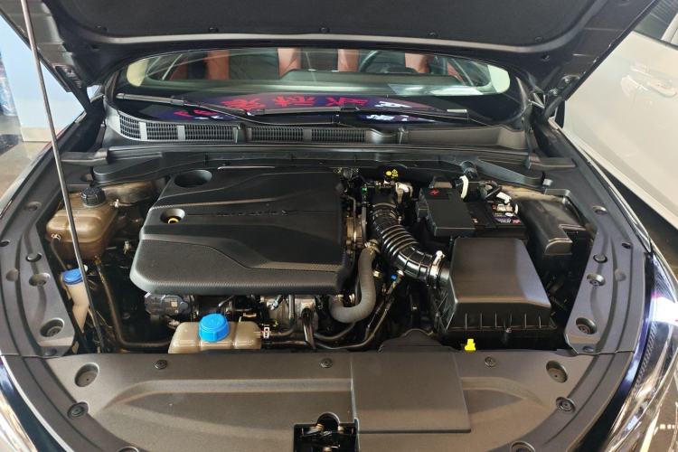 Used CHANGAN Eado 2023 Changan Edition PLUS Blue Whale NE 1.4T GDI DCT Prestige Version Engine Bay