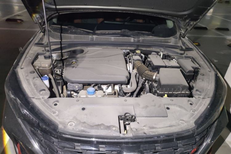 Used CHANGAN Eado 2023 Changan Edition PLUS Blue Whale NE 1.4T GDI DCT Prestige Version Engine Bay