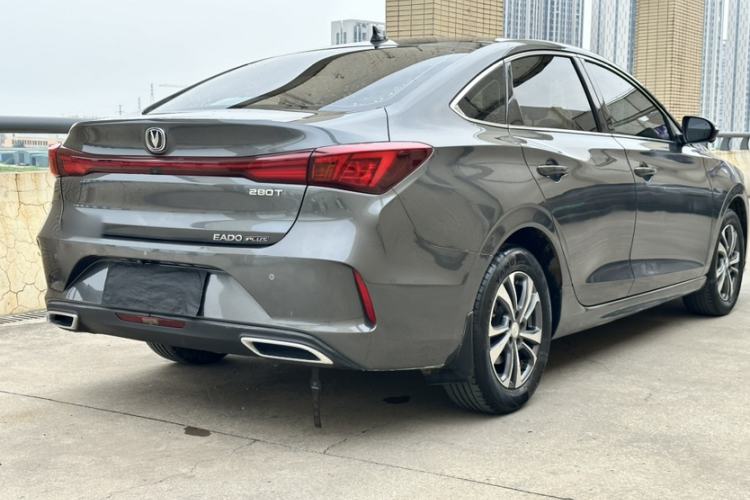 Used CHANGAN Eado 2023 Changan Edition PLUS Blue Whale NE 1.4T GDI DCT Prestige Version Exterior 1