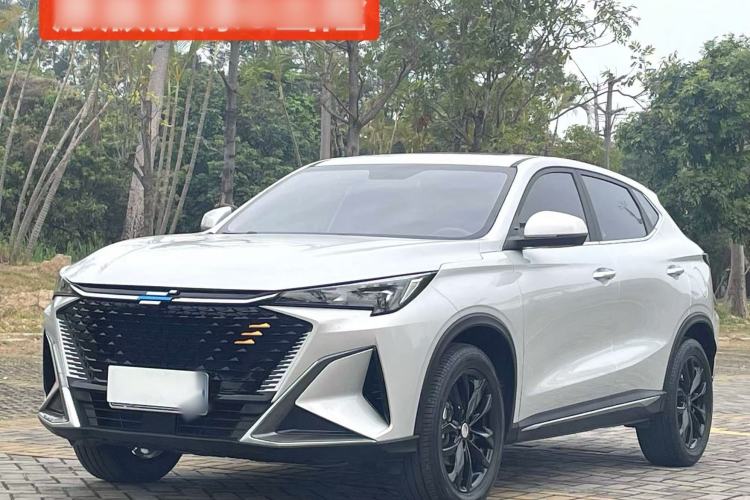 Used CHANGAN Eado 2023 Changan Edition PLUS Blue Whale NE 1.4T GDI DCT Prestige Version Exterior 10