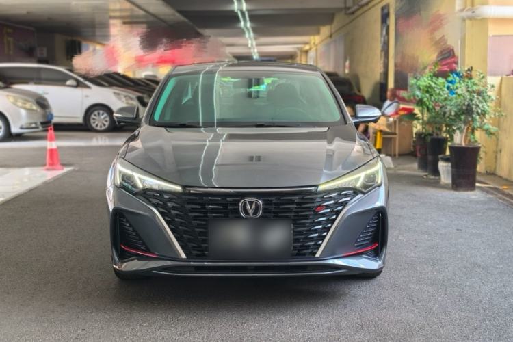 Used CHANGAN Eado 2023 Changan Edition PLUS Blue Whale NE 1.4T GDI DCT Prestige Version Exterior 2