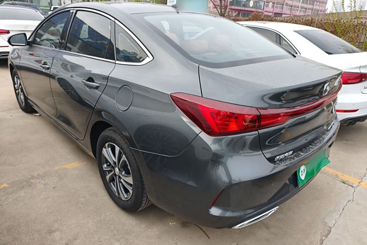 Used CHANGAN Eado 2023 Changan Edition PLUS Blue Whale NE 1.4T GDI DCT Prestige Version Exterior 2