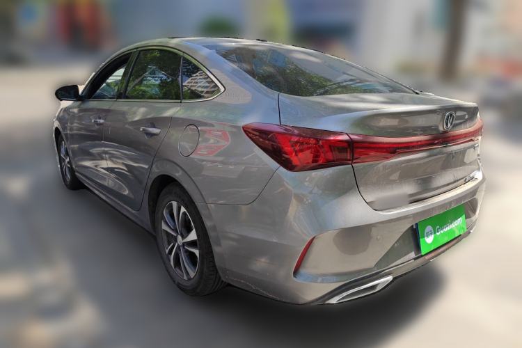 Used CHANGAN Eado 2023 Changan Edition PLUS Blue Whale NE 1.4T GDI DCT Prestige Version Exterior 3