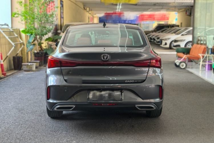 Used CHANGAN Eado 2023 Changan Edition PLUS Blue Whale NE 1.4T GDI DCT Prestige Version Exterior 3