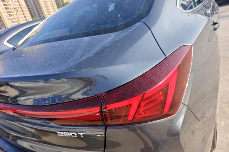 Used CHANGAN Eado 2023 Changan Edition PLUS Blue Whale NE 1.4T GDI DCT Prestige Version Exterior 3