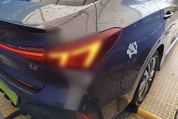 Used CHANGAN Eado 2023 Changan Edition PLUS Blue Whale NE 1.4T GDI DCT Prestige Version Exterior 3