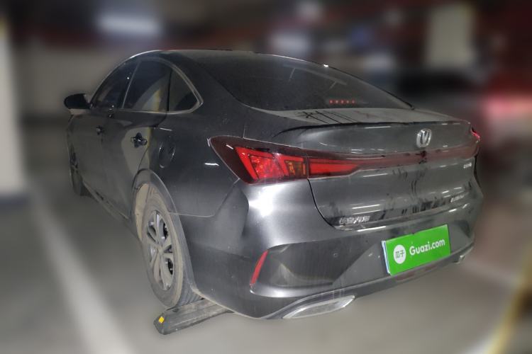 Used CHANGAN Eado 2023 Changan Edition PLUS Blue Whale NE 1.4T GDI DCT Prestige Version Exterior 3
