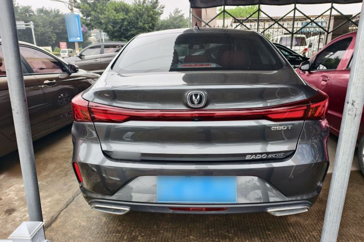 Used CHANGAN Eado 2023 Changan Edition PLUS Blue Whale NE 1.4T GDI DCT Prestige Version Exterior 4