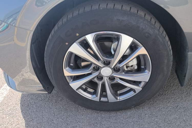 Used CHANGAN Eado 2023 Changan Edition PLUS Blue Whale NE 1.4T GDI DCT Prestige Version Exterior 4