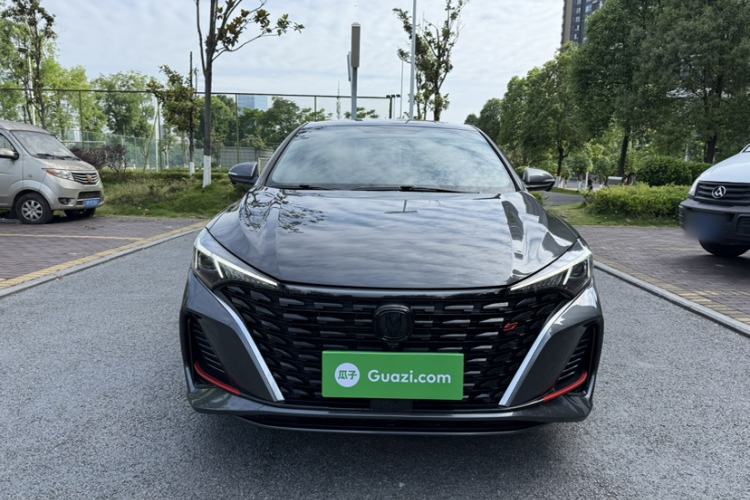 Used CHANGAN Eado 2023 Changan Edition PLUS Blue Whale NE 1.4T GDI DCT Prestige Version Exterior 4