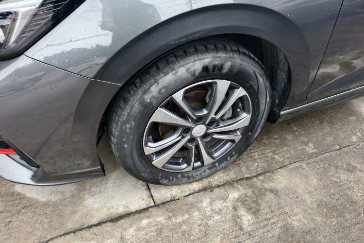 Used CHANGAN Eado 2023 Changan Edition PLUS Blue Whale NE 1.4T GDI DCT Prestige Version Exterior 5