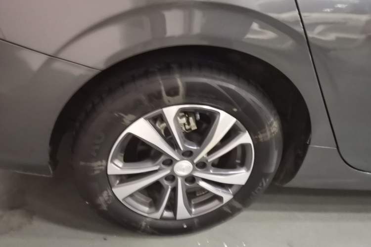 Used CHANGAN Eado 2023 Changan Edition PLUS Blue Whale NE 1.4T GDI DCT Prestige Version Exterior 5