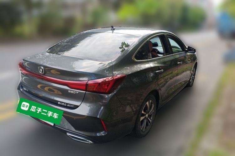 Used CHANGAN Eado 2023 Changan Edition PLUS Blue Whale NE 1.4T GDI DCT Prestige Version Exterior 5