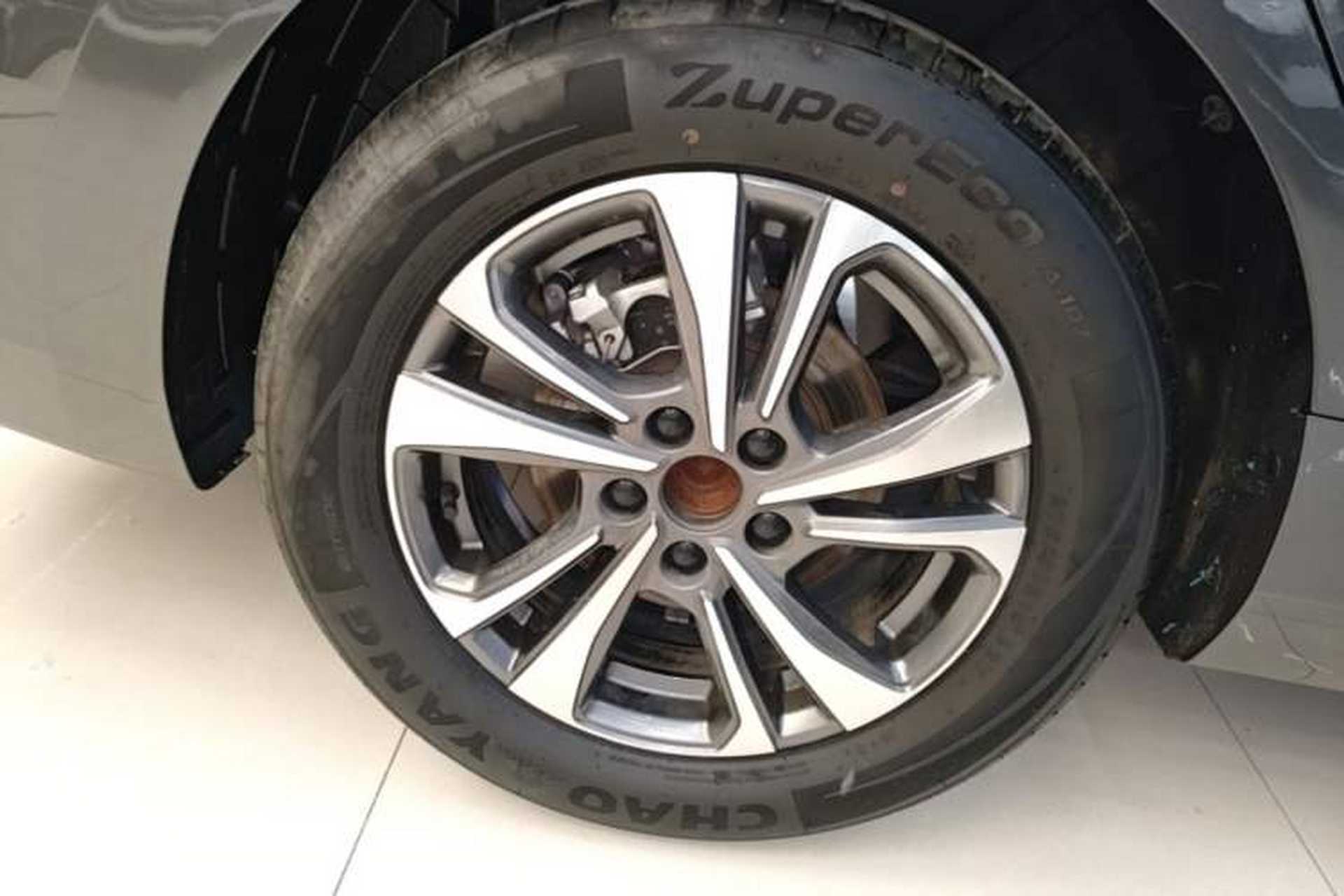 Used CHANGAN Eado 2023 Changan Edition PLUS Blue Whale NE 1.4T GDI DCT Prestige Version Exterior 5
