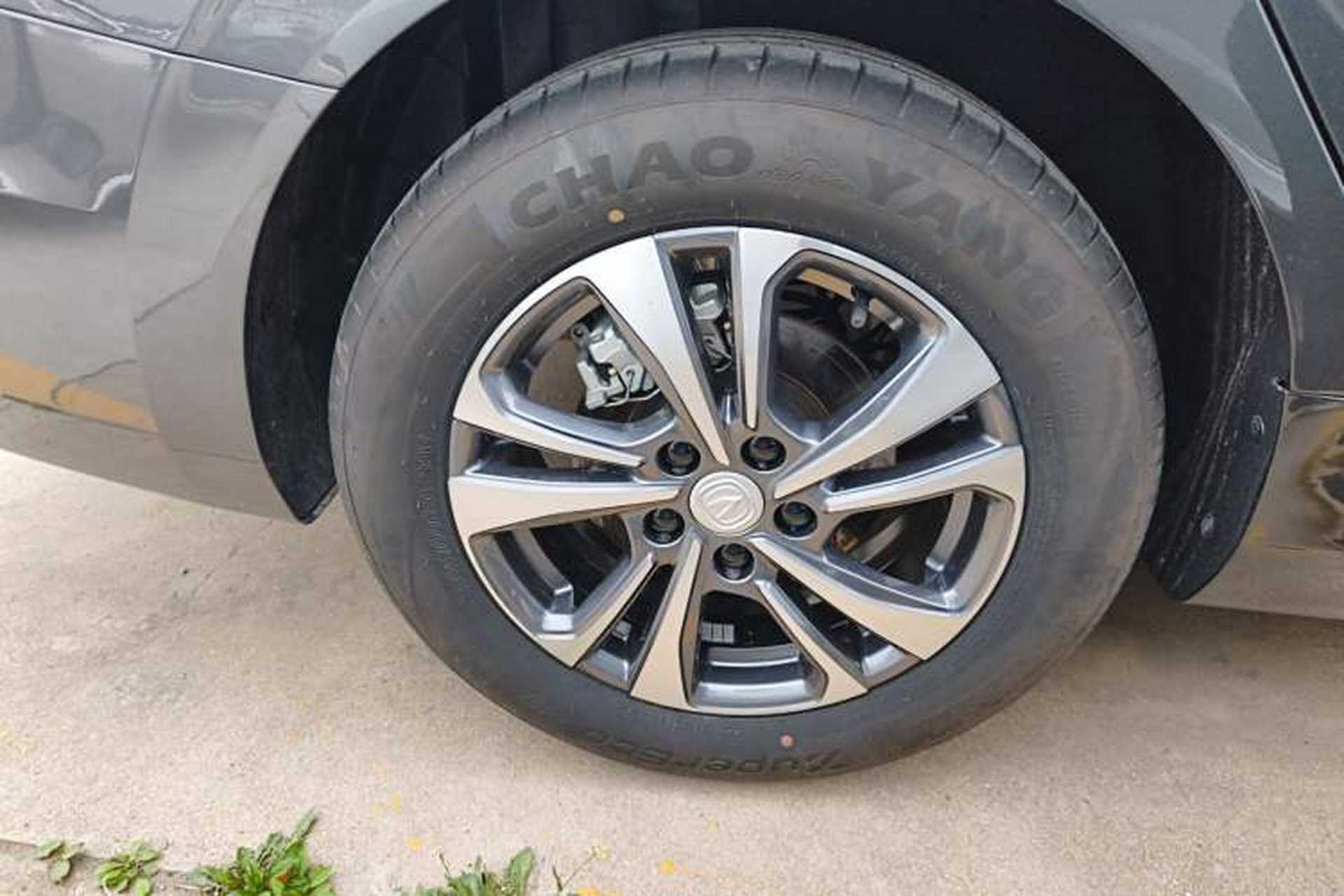 Used CHANGAN Eado 2023 Changan Edition PLUS Blue Whale NE 1.4T GDI DCT Prestige Version Exterior 5