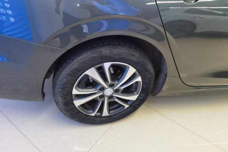 Used CHANGAN Eado 2023 Changan Edition PLUS Blue Whale NE 1.4T GDI DCT Prestige Version Exterior 5