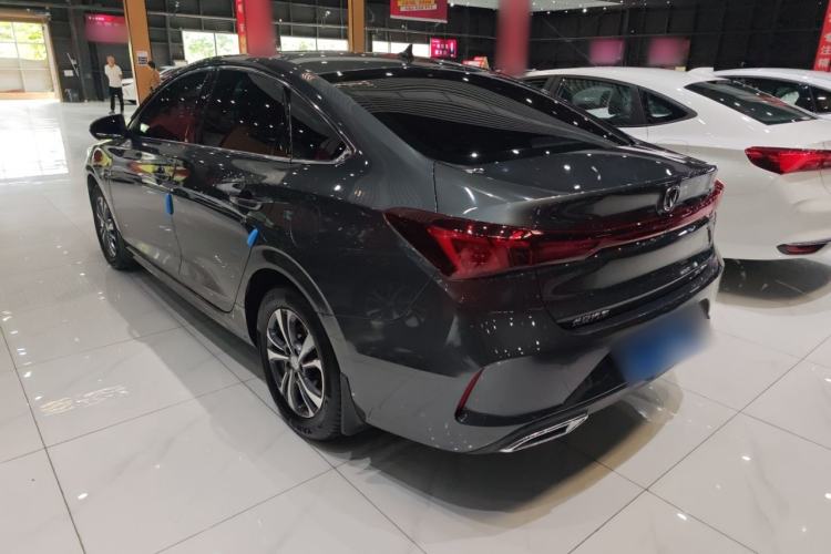 Used CHANGAN Eado 2023 Changan Edition PLUS Blue Whale NE 1.4T GDI DCT Prestige Version Exterior 6