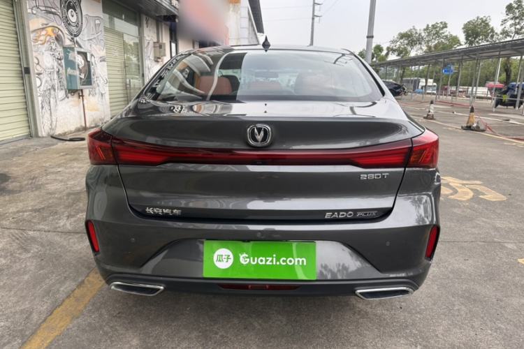 Used CHANGAN Eado 2023 Changan Edition PLUS Blue Whale NE 1.4T GDI DCT Prestige Version Exterior 6