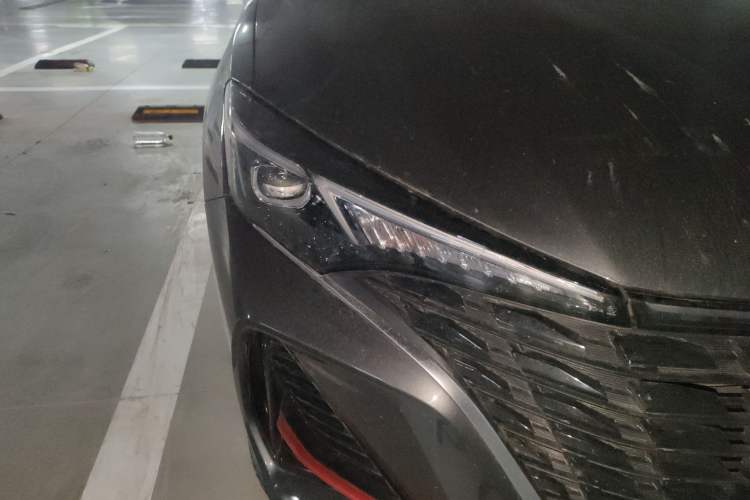 Used CHANGAN Eado 2023 Changan Edition PLUS Blue Whale NE 1.4T GDI DCT Prestige Version Exterior 6