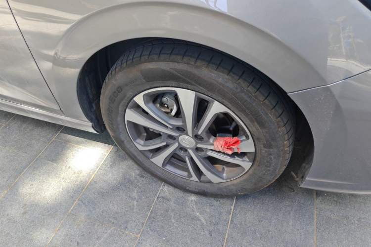 Used CHANGAN Eado 2023 Changan Edition PLUS Blue Whale NE 1.4T GDI DCT Prestige Version Exterior 7