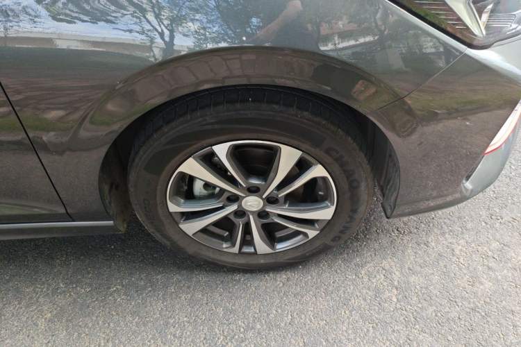 Used CHANGAN Eado 2023 Changan Edition PLUS Blue Whale NE 1.4T GDI DCT Prestige Version Exterior 7