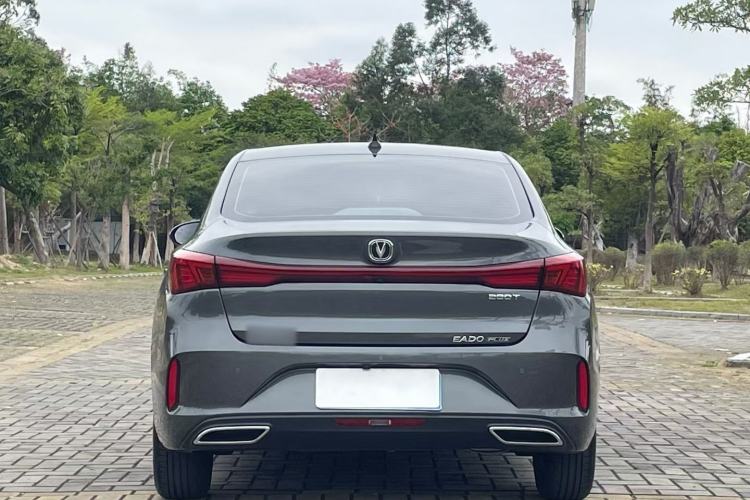 Used CHANGAN Eado 2023 Changan Edition PLUS Blue Whale NE 1.4T GDI DCT Prestige Version Exterior 8