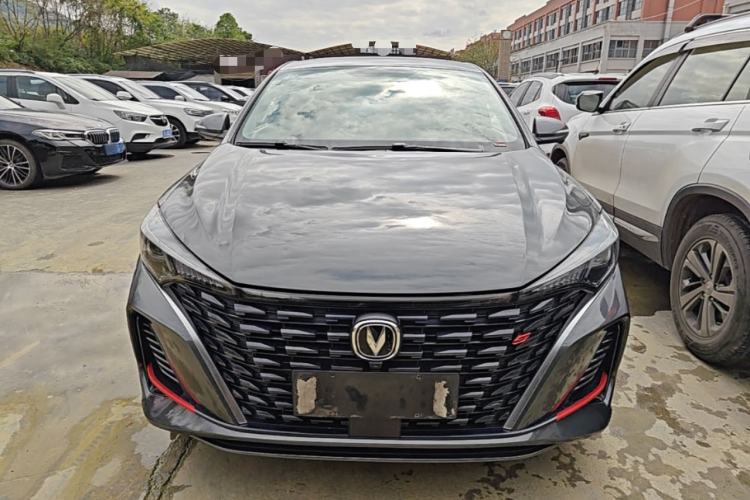 Used CHANGAN Eado 2023 Changan Edition PLUS Blue Whale NE 1.4T GDI DCT Prestige Version Front