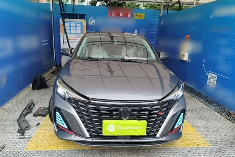 Used CHANGAN Eado 2023 Changan Edition PLUS Blue Whale NE 1.4T GDI DCT Prestige Version Front