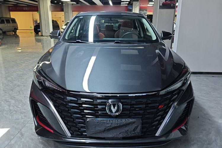 Used CHANGAN Eado 2023 Changan Edition PLUS Blue Whale NE 1.4T GDI DCT Prestige Version Front