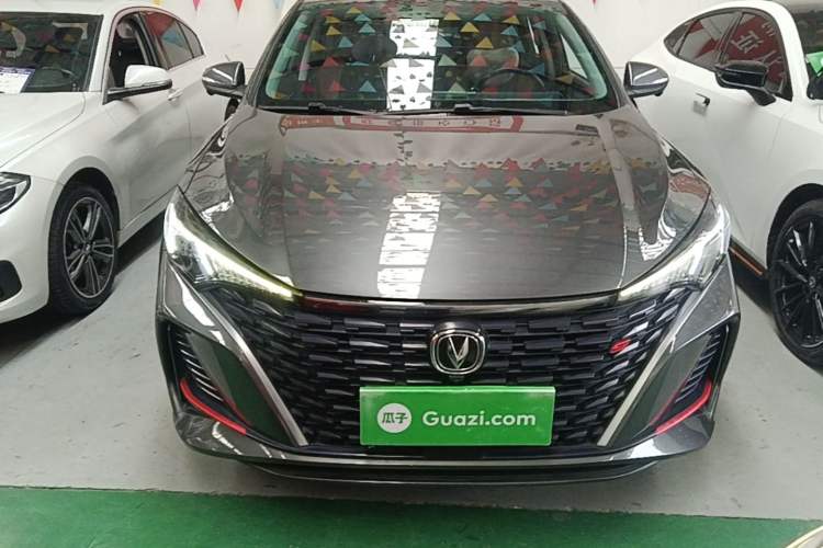 Used CHANGAN Eado 2023 Changan Edition PLUS Blue Whale NE 1.4T GDI DCT Prestige Version Front