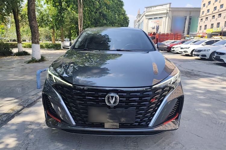 Used CHANGAN Eado 2023 Changan Edition PLUS Blue Whale NE 1.4T GDI DCT Prestige Version Front