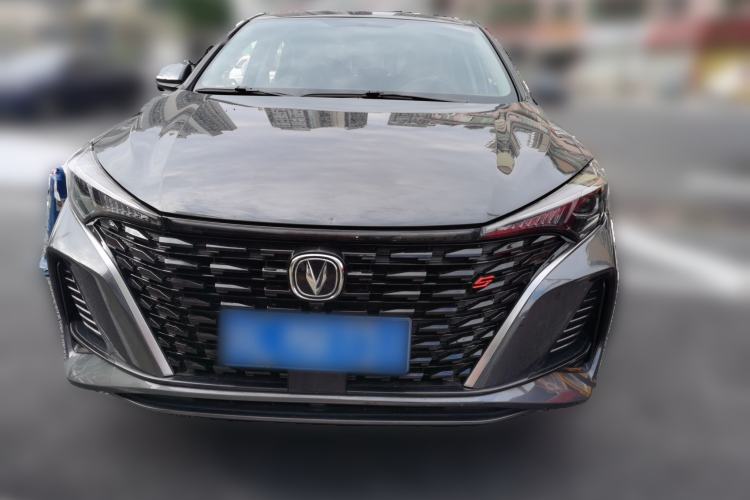 Used CHANGAN Eado 2023 Changan Edition PLUS Blue Whale NE 1.4T GDI DCT Prestige Version Front