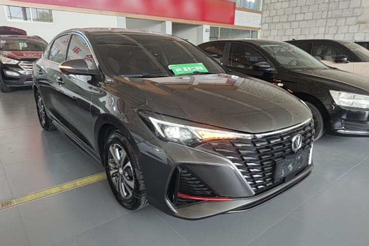 Used CHANGAN Eado 2023 Changan Edition PLUS Blue Whale NE 1.4T GDI DCT Prestige Version Front Right 45 Deg