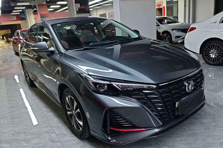 Used CHANGAN Eado 2023 Changan Edition PLUS Blue Whale NE 1.4T GDI DCT Prestige Version Front Right 45 Deg