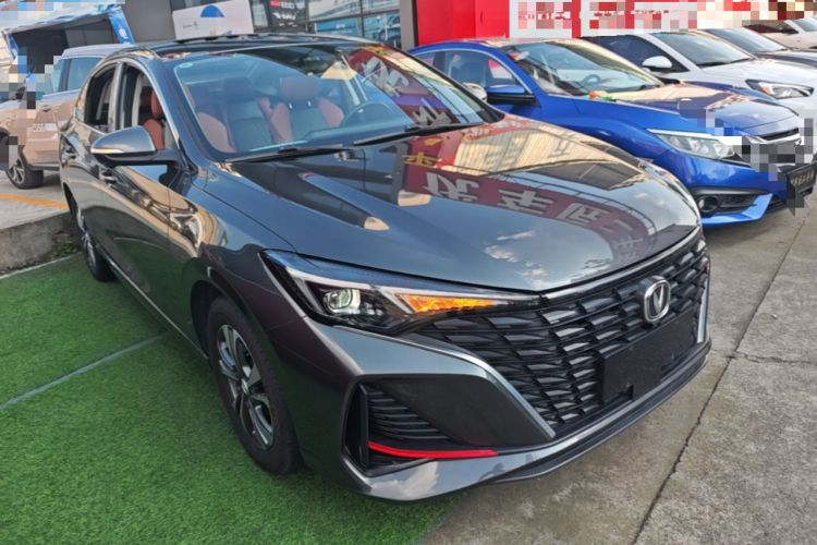 Used CHANGAN Eado 2023 Changan Edition PLUS Blue Whale NE 1.4T GDI DCT Prestige Version Front Right 45 Deg