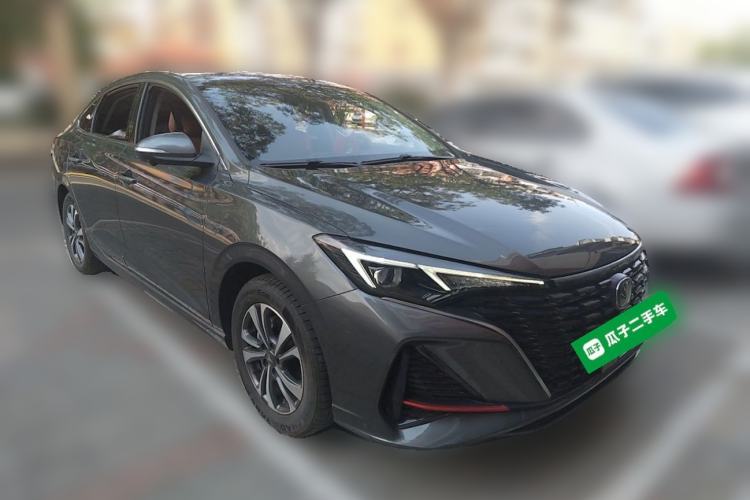 Used CHANGAN Eado 2023 Changan Edition PLUS Blue Whale NE 1.4T GDI DCT Prestige Version Front Right 45 Deg