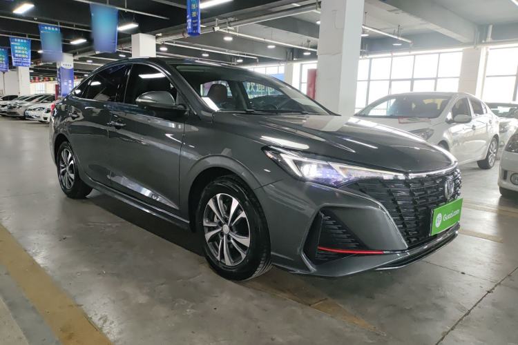 Used CHANGAN Eado 2023 Changan Edition PLUS Blue Whale NE 1.4T GDI DCT Prestige Version Front Right 45 Deg