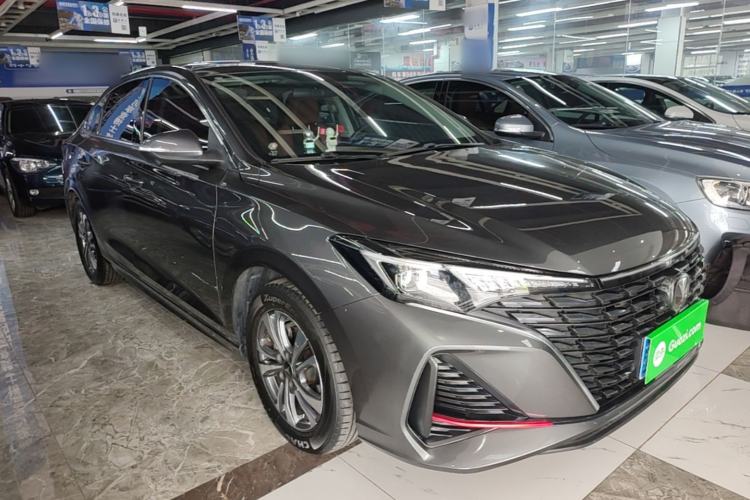 Used CHANGAN Eado 2023 Changan Edition PLUS Blue Whale NE 1.4T GDI DCT Prestige Version Front Right 45 Deg