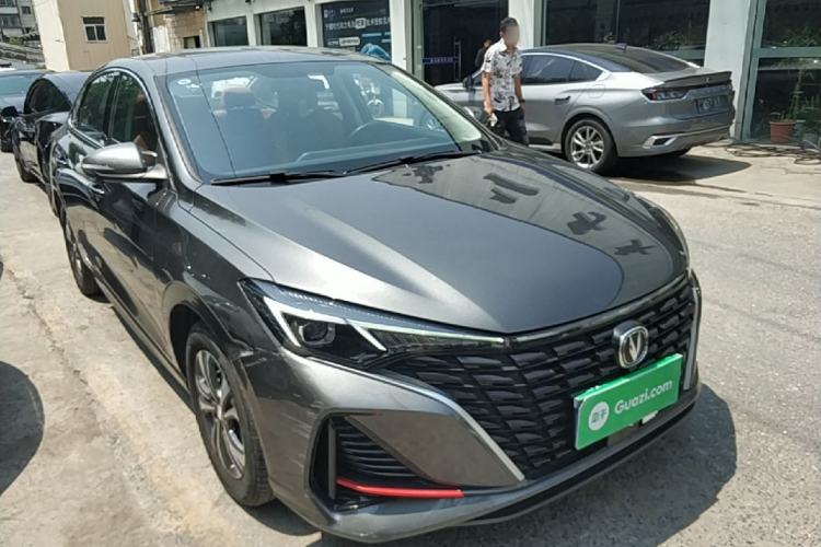 Used CHANGAN Eado 2023 Changan Edition PLUS Blue Whale NE 1.4T GDI DCT Prestige Version Front Right 45 Deg