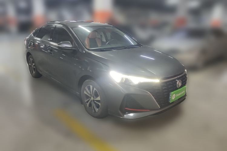 Used CHANGAN Eado 2023 Changan Edition PLUS Blue Whale NE 1.4T GDI DCT Prestige Version Front Right 45 Deg