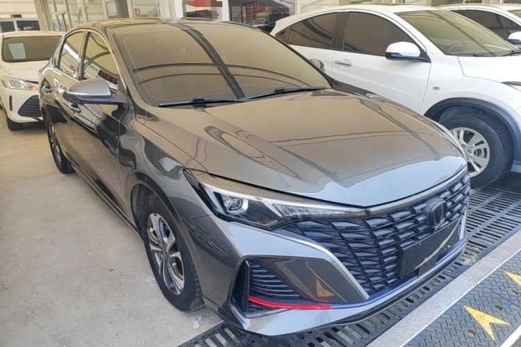 Used CHANGAN Eado 2023 Changan Edition PLUS Blue Whale NE 1.4T GDI DCT Prestige Version Front Right 45 Deg