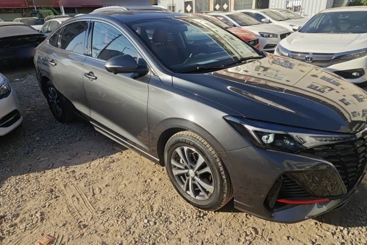 Used CHANGAN Eado 2023 Changan Edition PLUS Blue Whale NE 1.4T GDI DCT Prestige Version Front Right 45 Deg
