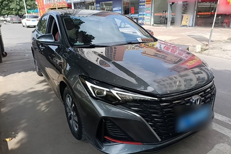 Used CHANGAN Eado 2023 Changan Edition PLUS Blue Whale NE 1.4T GDI DCT Prestige Version Front Right 45 Deg