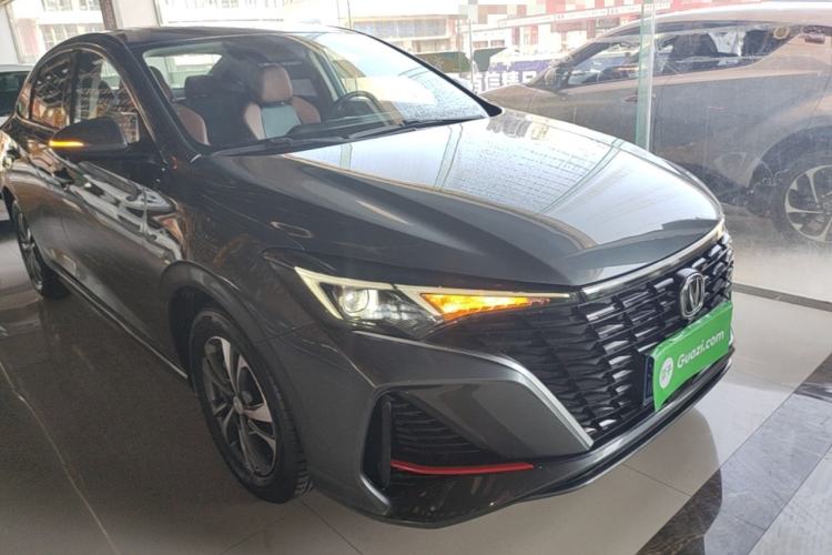 Used CHANGAN Eado 2023 Changan Edition PLUS Blue Whale NE 1.4T GDI DCT Prestige Version Front Right 45 Deg