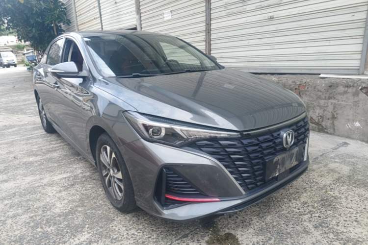 Used CHANGAN Eado 2023 Changan Edition PLUS Blue Whale NE 1.4T GDI DCT Prestige Version Front Right 45 Deg