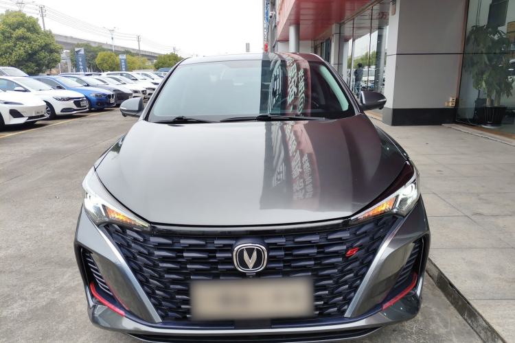 Used CHANGAN Eado 2023 Changan Edition PLUS Blue Whale NE 1.4T GDI DCT Prestige Version Front