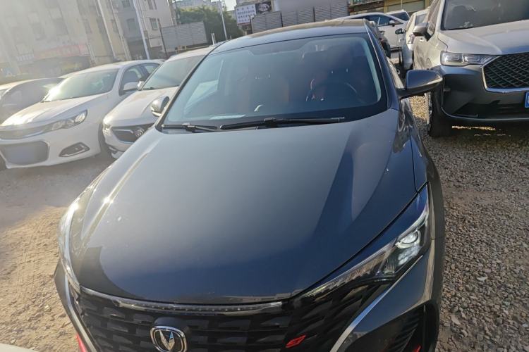 Used CHANGAN Eado 2023 Changan Edition PLUS Blue Whale NE 1.4T GDI DCT Prestige Version Front